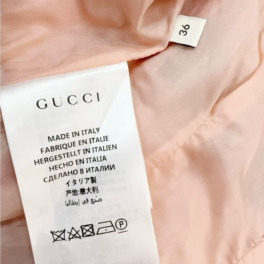 ❌sold❌Authentic Gucci Red and Blue Tweed Jacket - Picture 5 of 6